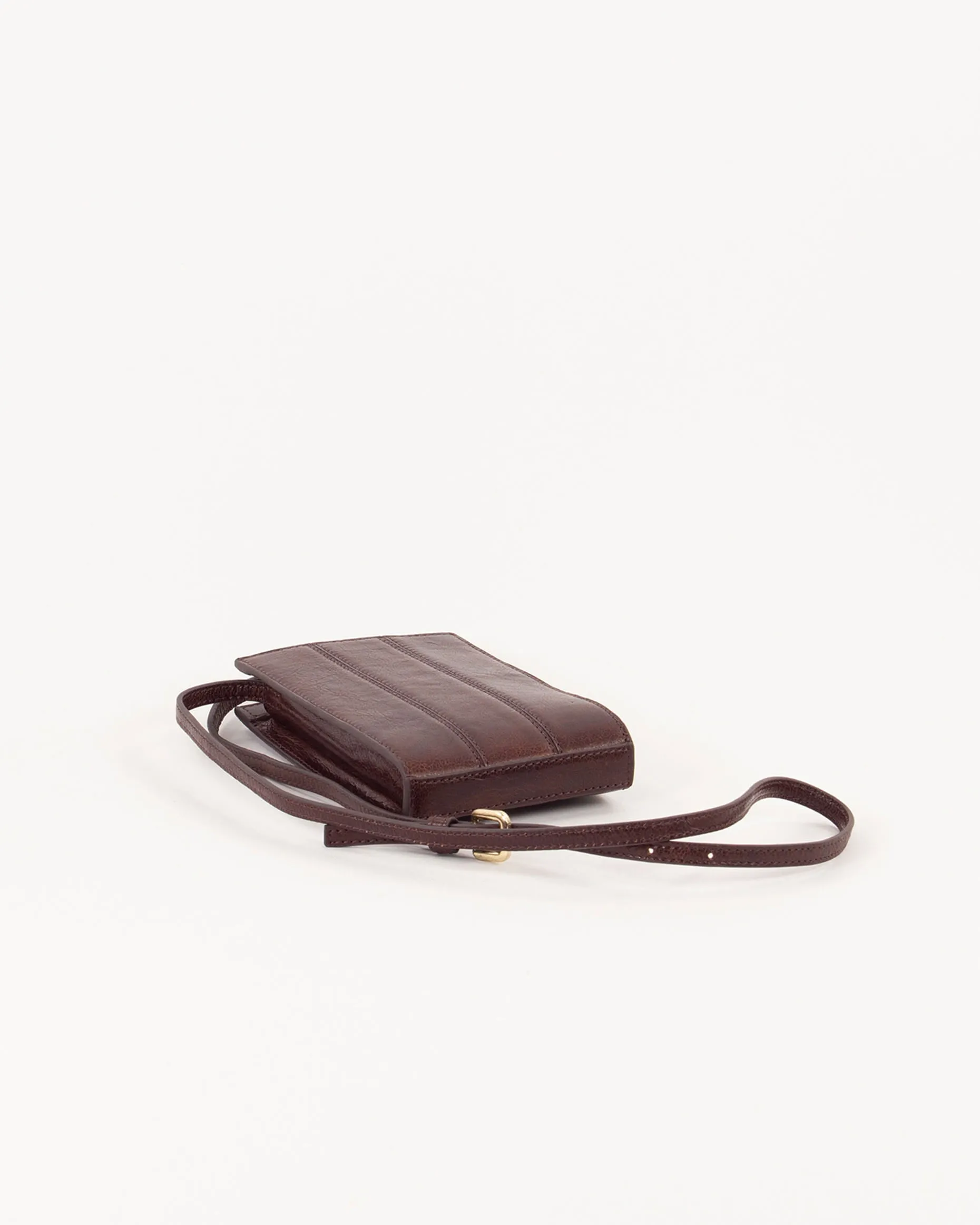 Faraphone Leather Phone Case in Whisky Brown